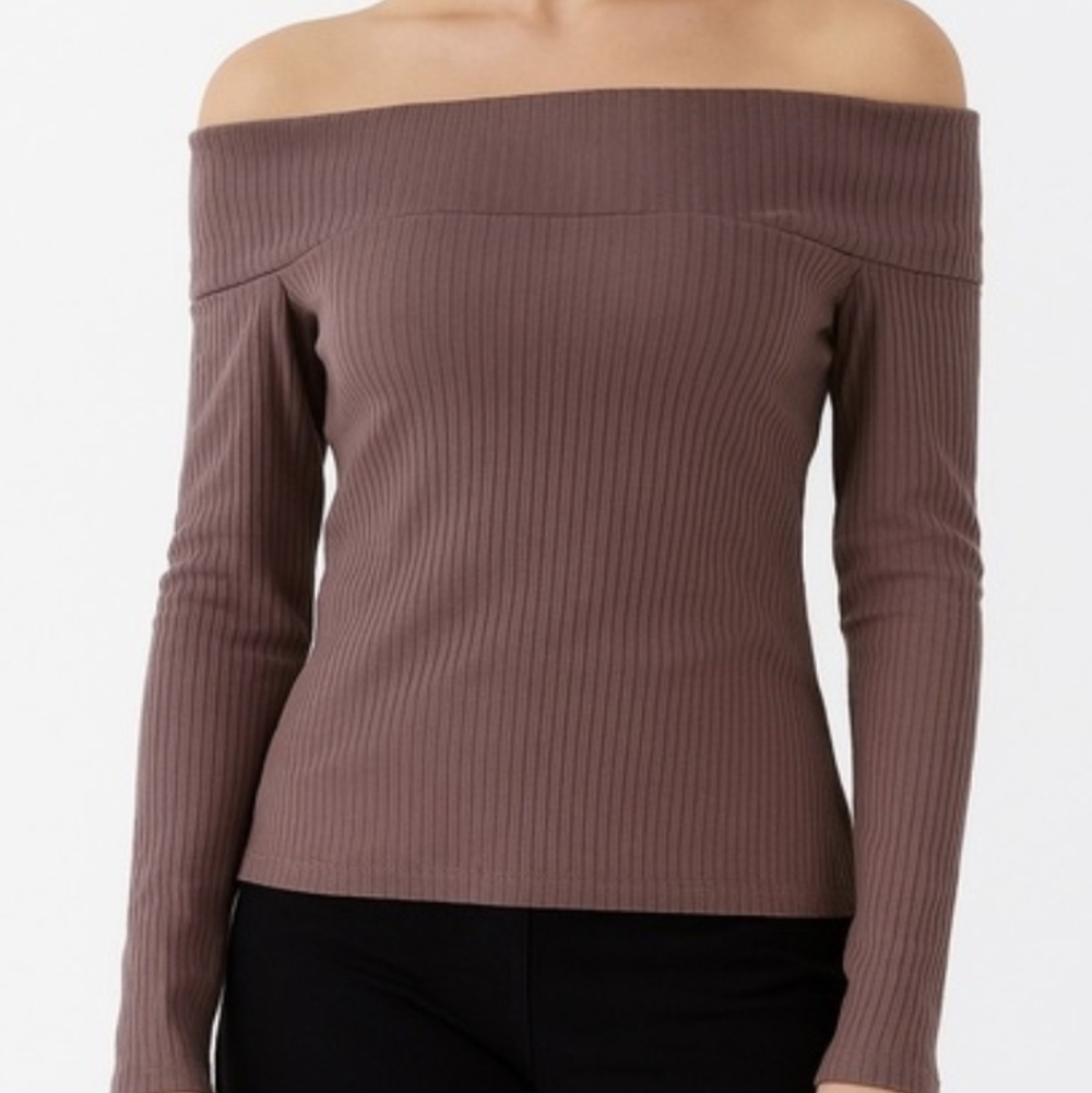 Wilfred Freman Off-the-Shoulder Ribbed Long Sleeve Top